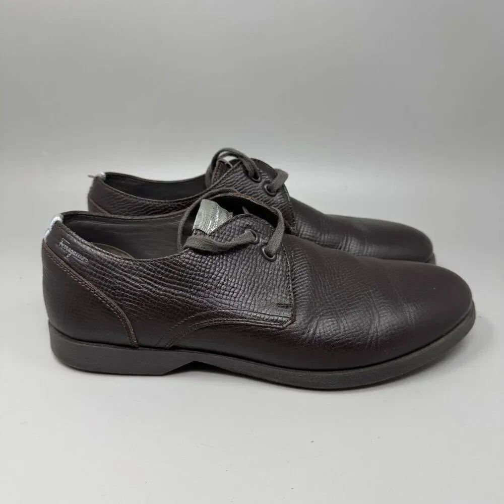 Salvadore Ferragamo World Mens Soft Soled Leather Shoes Size 8